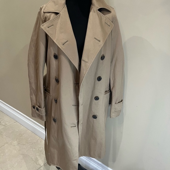 Uniqlo Trench Coat x Ines De La Fressange in Tan - Picture 8 of 10